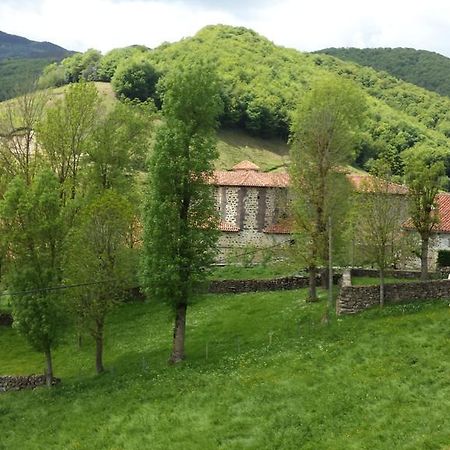 Montanas De Cantabria Hotel Tresviso Buitenkant foto